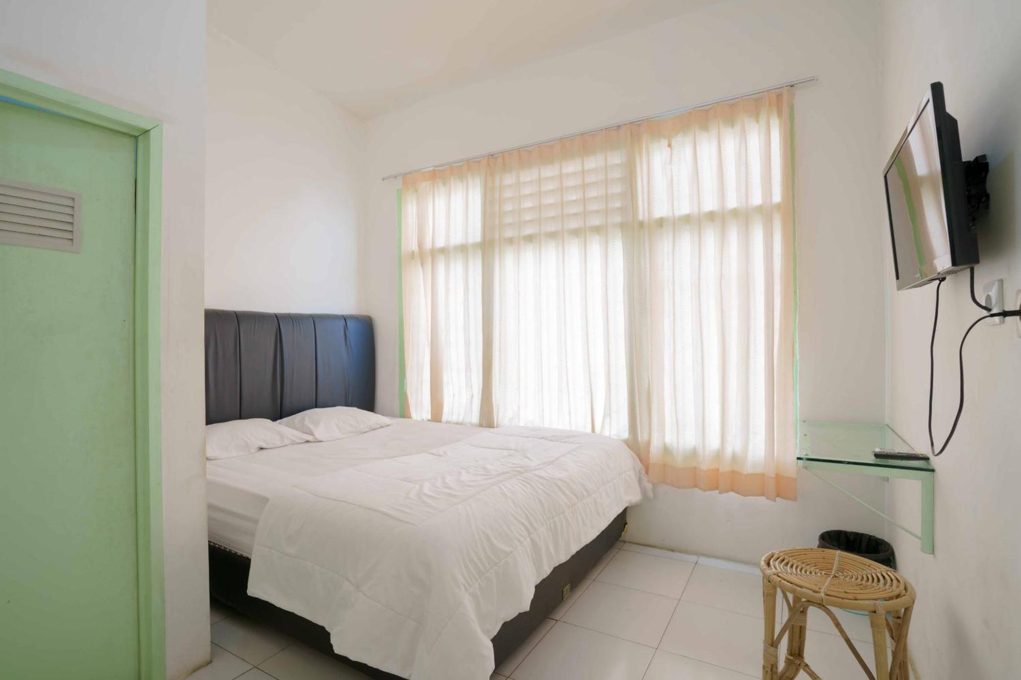 Hotel Oyo 1705 Lyfriska Syariah